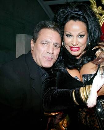 cobus opperman add vanessa del rio now photo