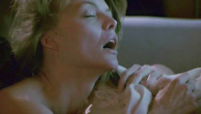 alex tan alex recommends Michelle Pfeiffer Nude Scene