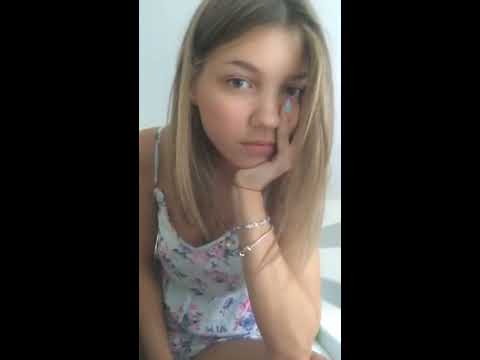 webcam friends strip - m mfc cam nicole wallace naked