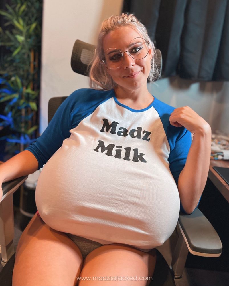 arker soe like madzisstacked gif photo cameron warburton recommends madzisstacked gif pic