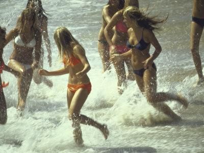 dan bombardier add beach teens nudes photo