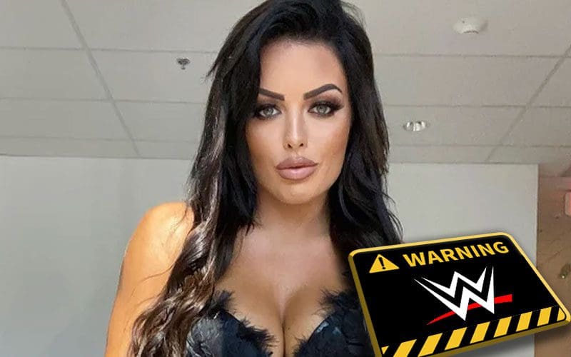 amanda mauricio recommends Porn Mandy Rose