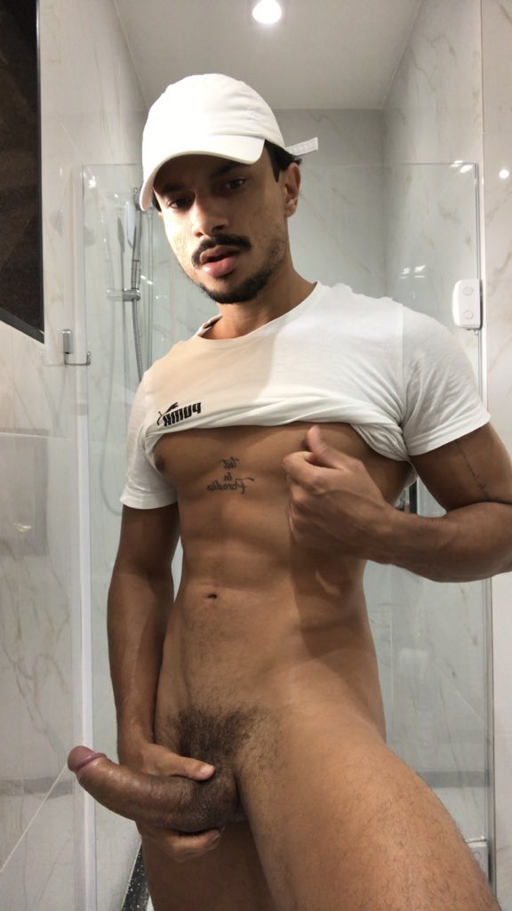 daniell thompson recommends naked gay arab pic