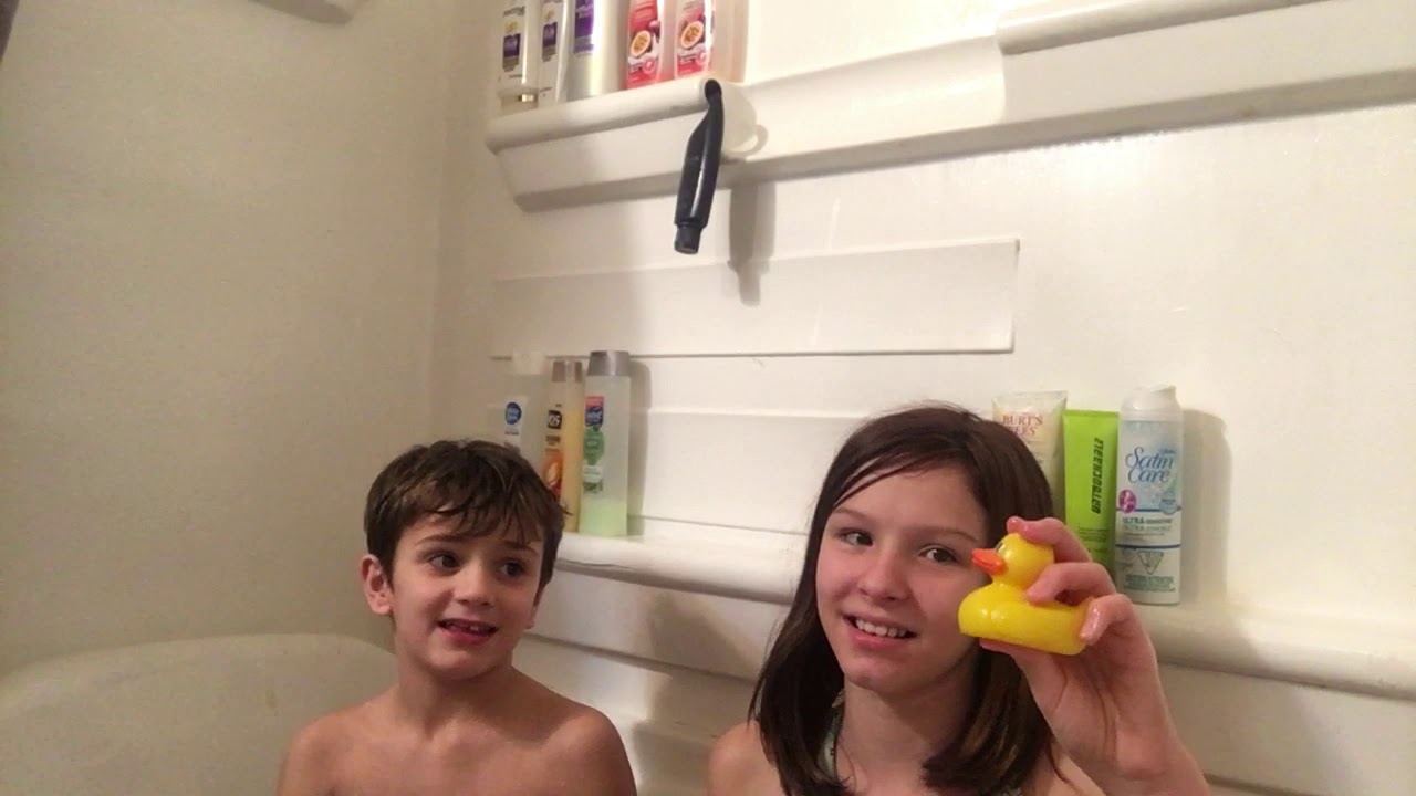 jerking off in bath - salmone gil gingerbuggg leaked