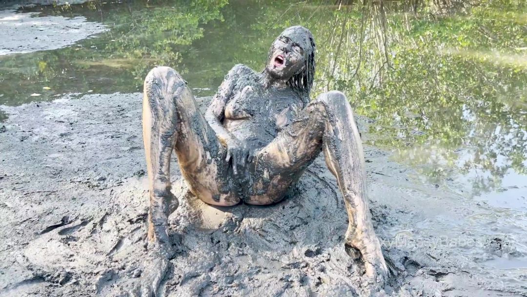 cristina castellanos recommends naked women mud pic