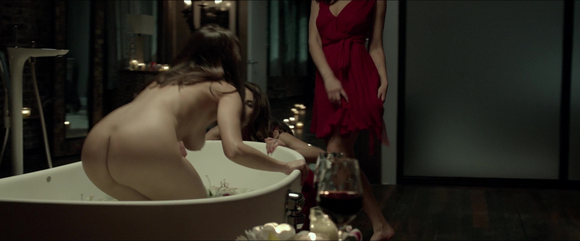 luisa moraes nude - lesbian spanking and fingering bbw anal vore