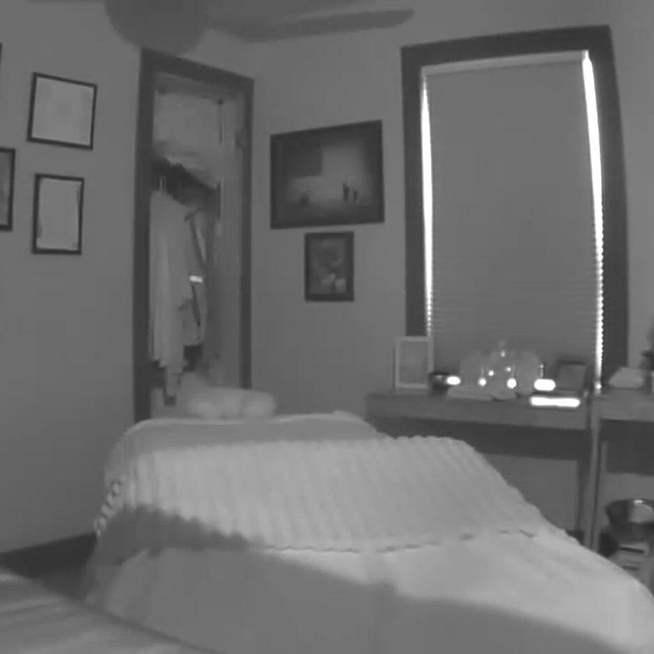 Spy Cam In Massage Parlour showers video