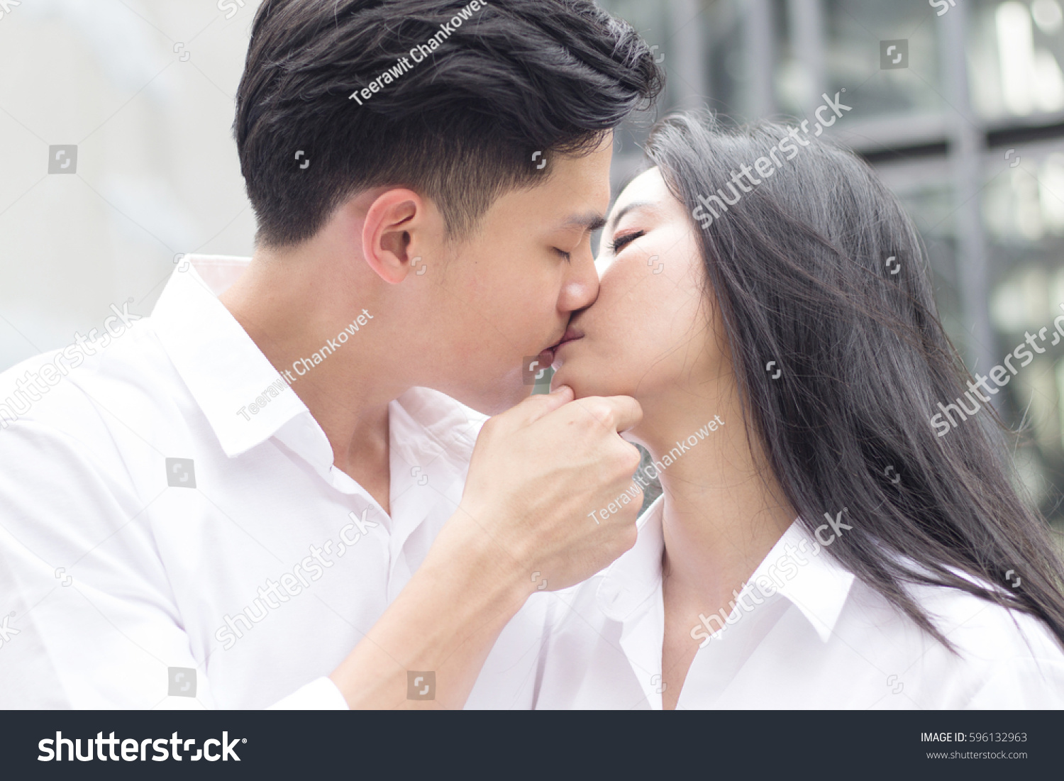 carlos patrick add photo asian hot kiss