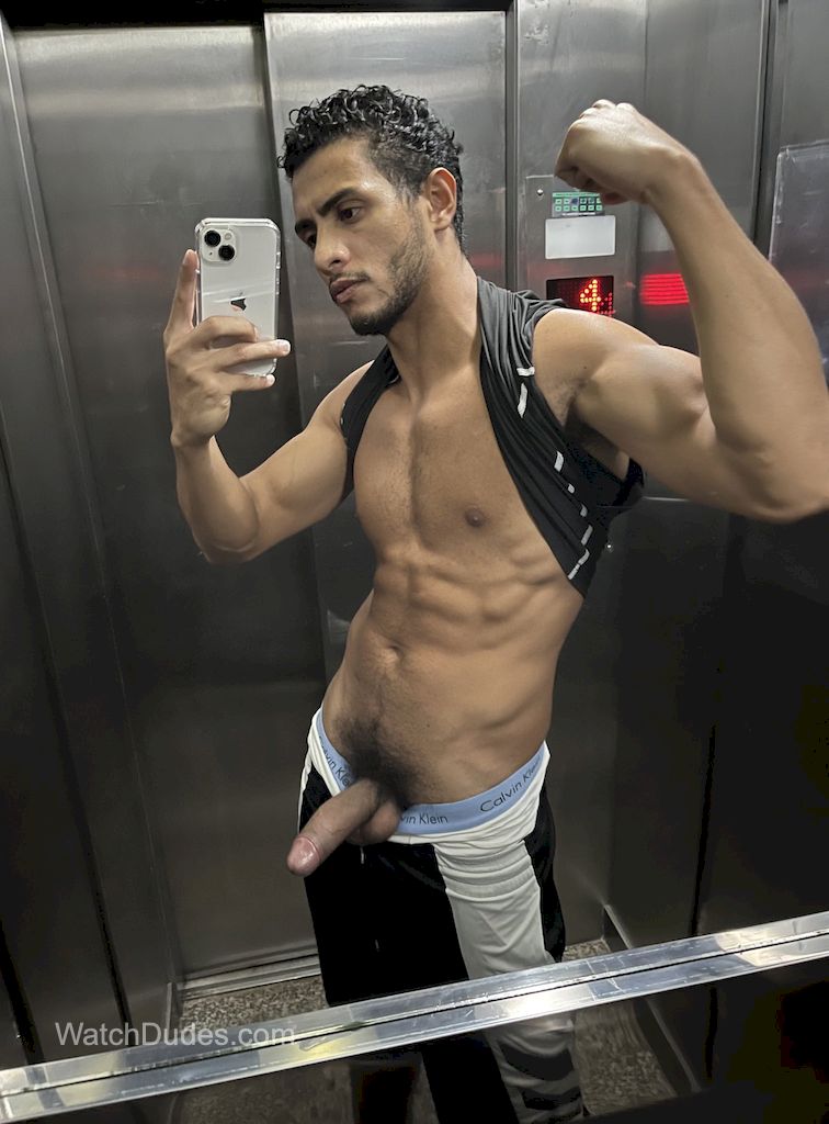 coco eid like sexy guys big cocks photo blair maurer recommends sexy guys big cocks pic