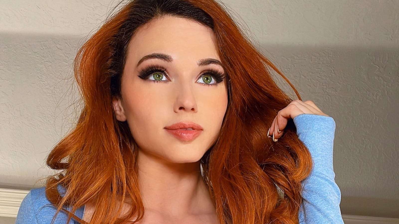 anita gegic like amouranth fuck machine photo april andrade recommends amouranth fuck machine pic