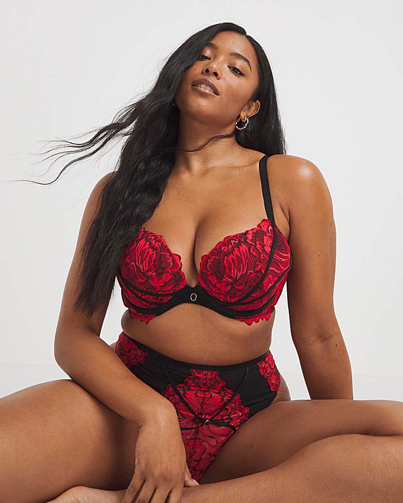 aries glorioso recommends Bbw Crotchless Lingerie