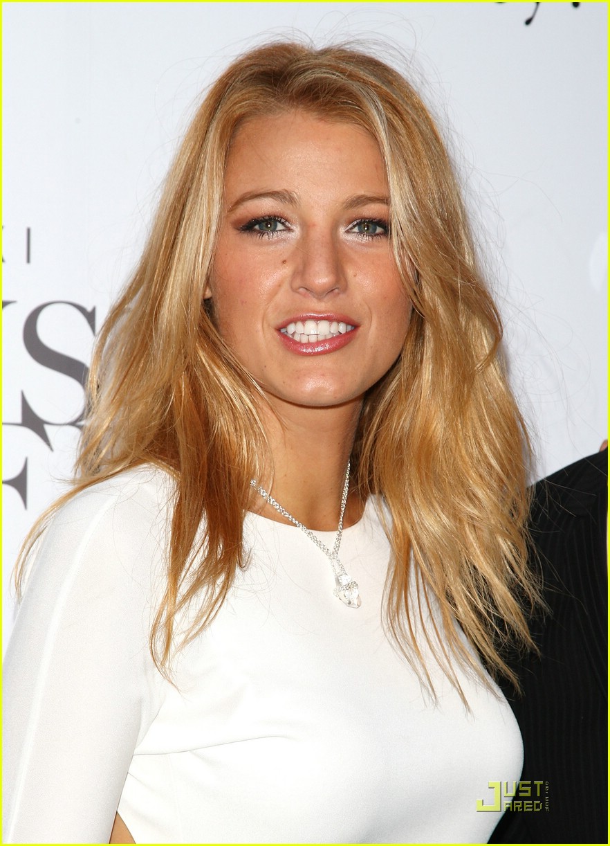 dillon roosa recommends Blake Lively Hot Pics