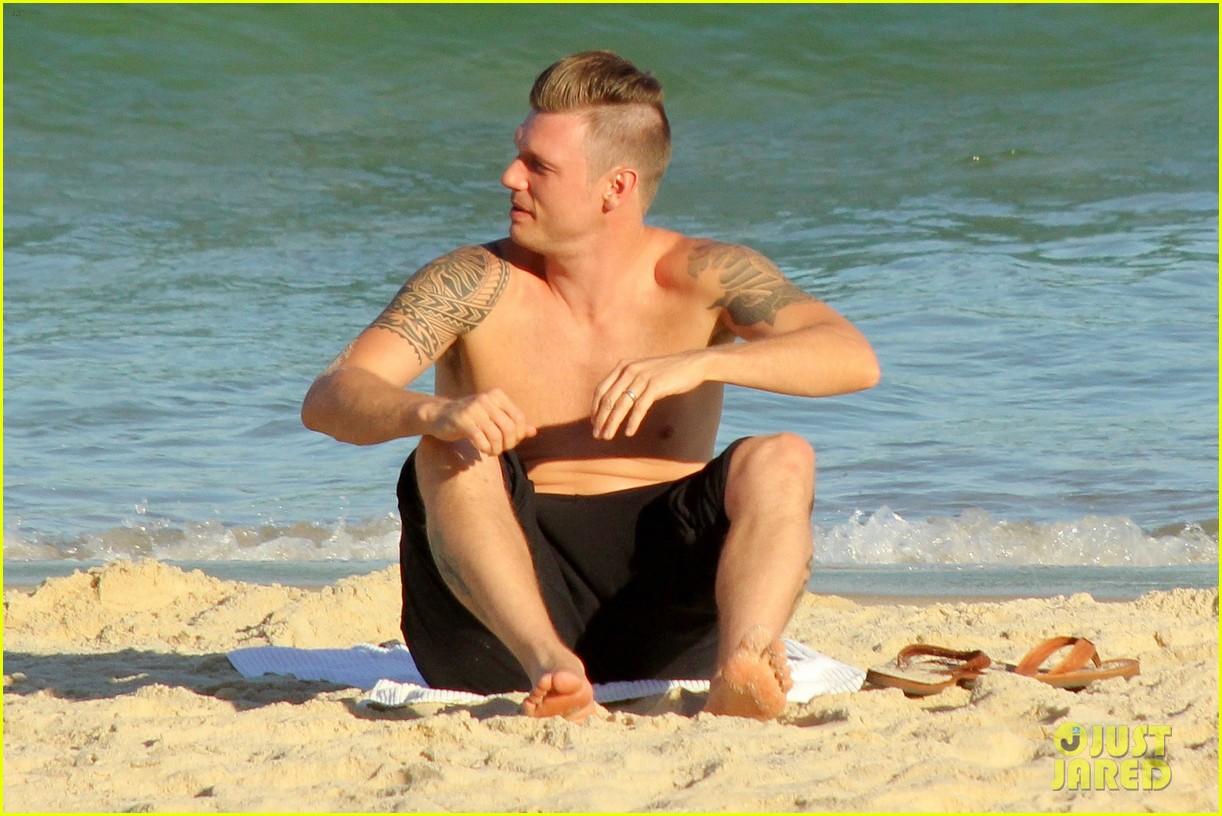 conrad taljaard share aaron carter barefoot photos