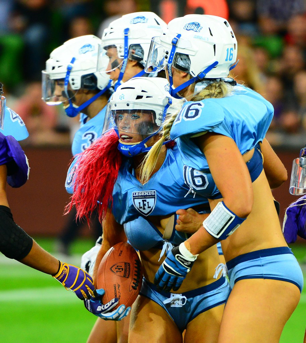 almer cirikovic recommends lingerie football bloopers pic