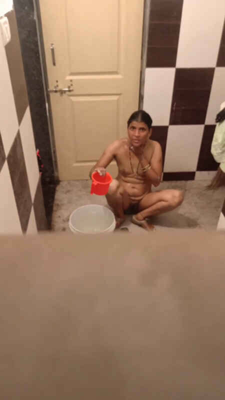 aj dee recommends desi hidden cam bathing pic