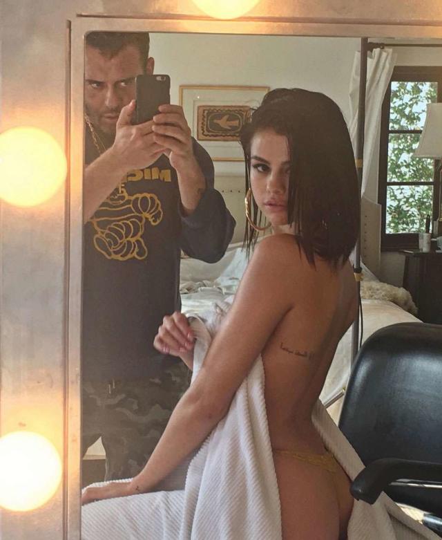 nude photo selena gomez