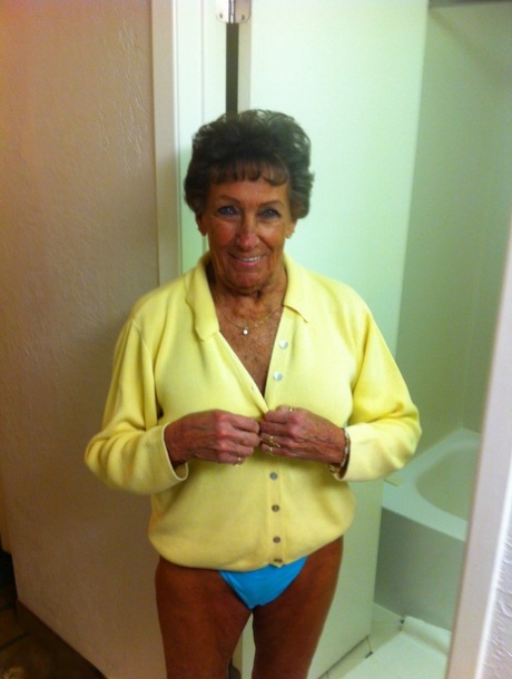 anne renn recommends grandma undressing pic