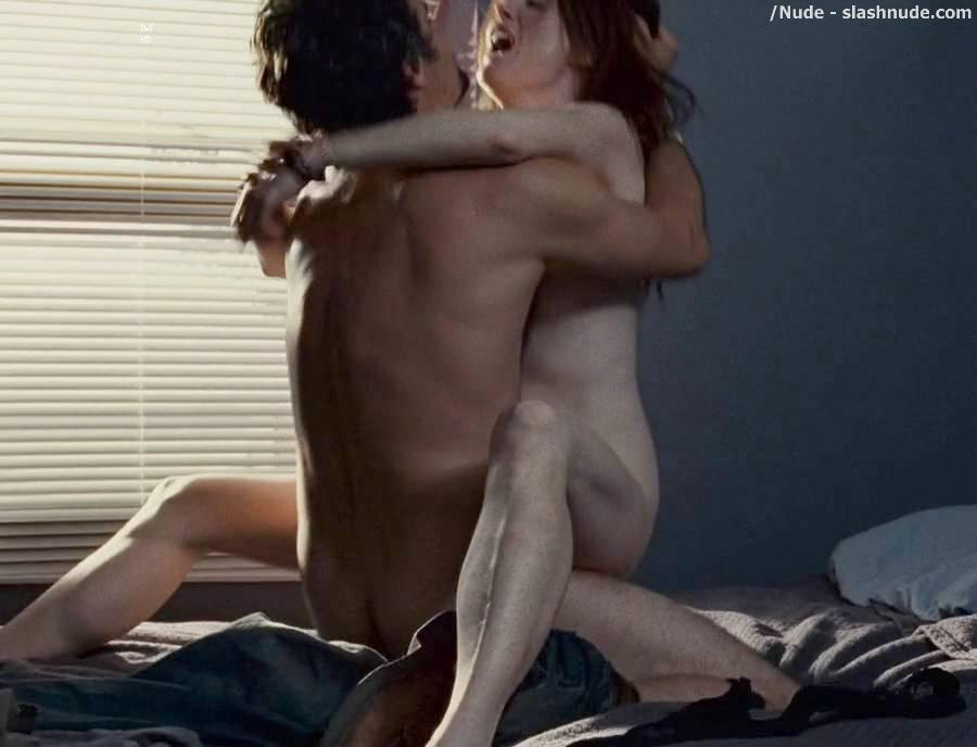 julianne moore nude scene