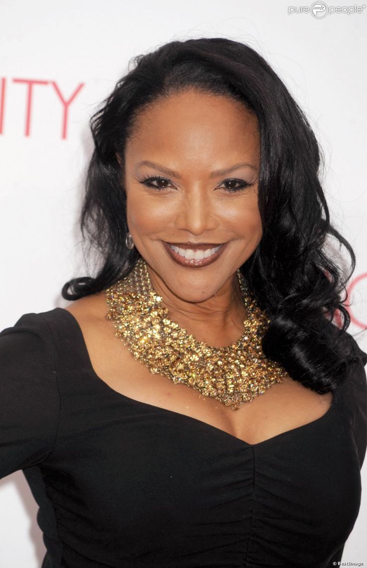 lynn whitfield naked - lesbian licking clitoris cult porn