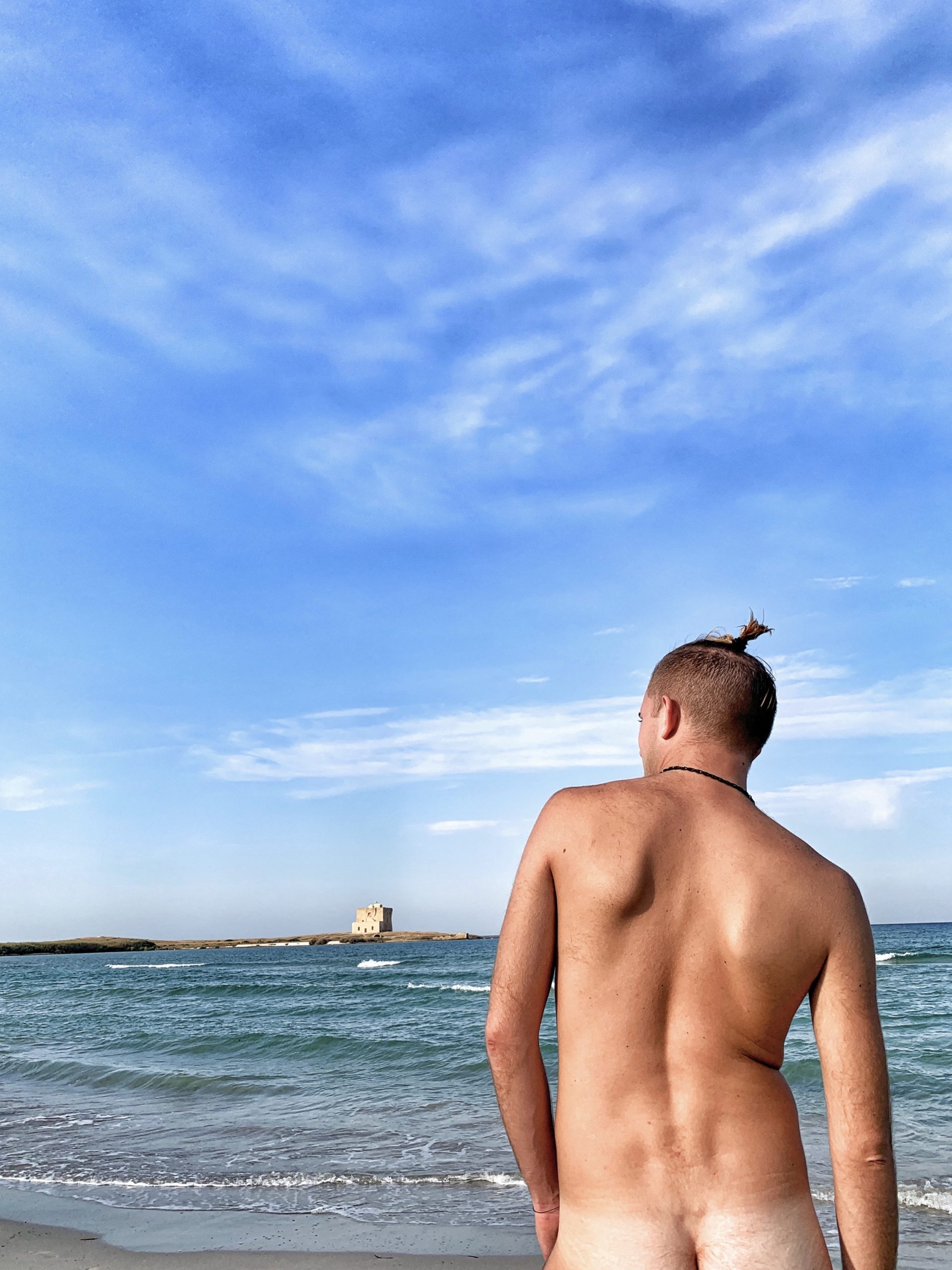 damian sosa recommends Male Nudist Photos