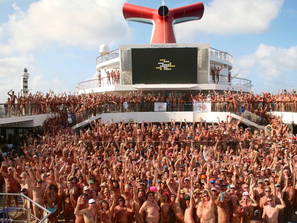 dillon jacobson add nude party boat photo